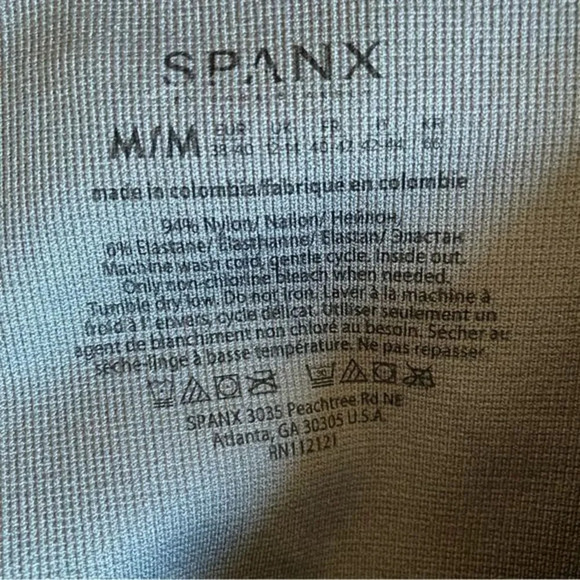SPANX Look At Me Now Seamless Leggings in Indigo Leopard Size Medium - Picture 5 of 5
